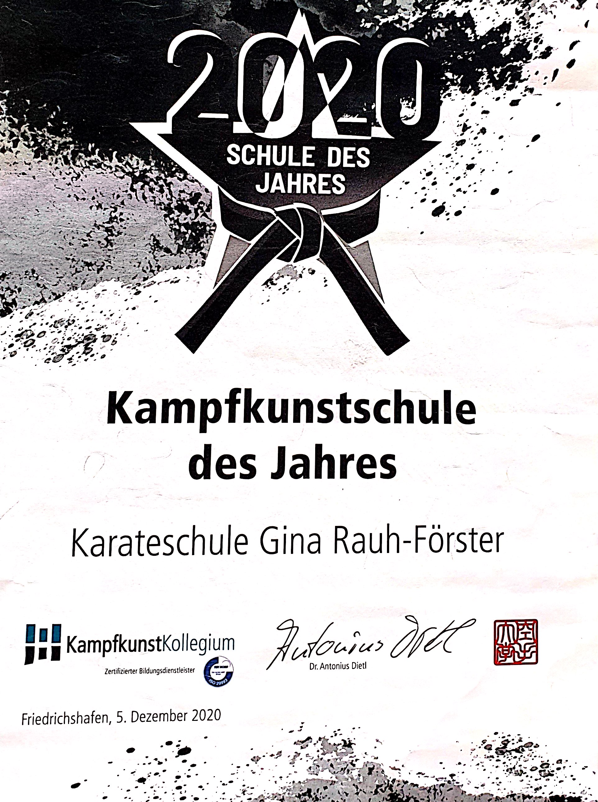 Urkunde der Kampfkunstschule des Jahres 2020